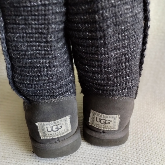 UGG Gray Knit Boots Size 7 - Picture 1 of 8